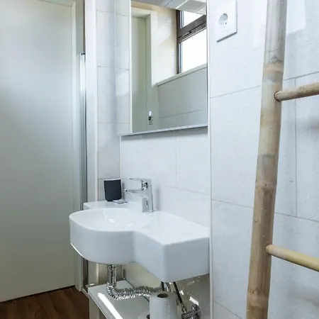 Orm- Flores Apartament Porto