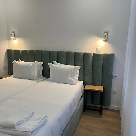 Orm- Flores Apartament